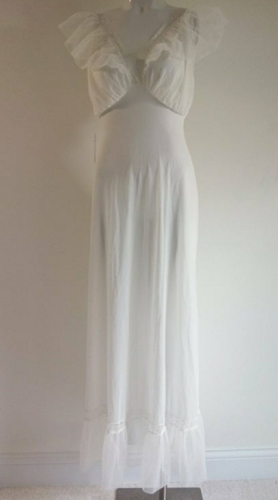 SOLD🤩 Vintage Van Raalte nightgown 50s Hollywood glam - Picture 8 of 14